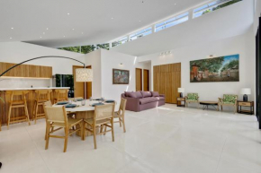 New 3 BR Jungle Villa in gated community
